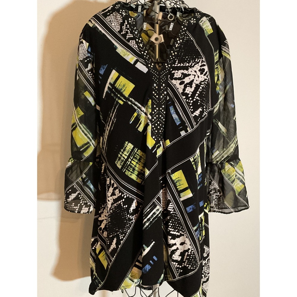 Valerie Stevens Studded V-Neck Abstract Print Tunic Top Black Lime Green Small